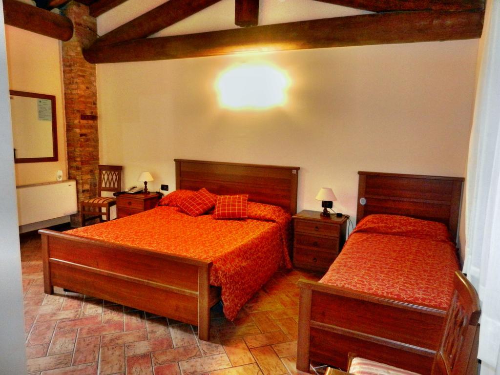 Agriturismo Sangallo Bedizzole Eksteriør billede